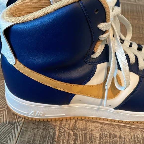 Nike Air Force 1 Shoes - Picture 6 of 6